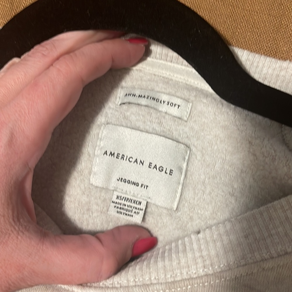 XS American Eagle Camo Sweatshirt - Picture 3 of 3